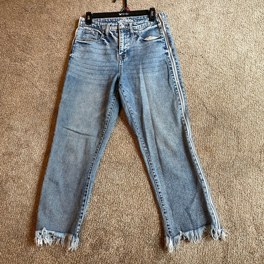 Wild Fable High Rise Ankle Side Zip Jeans frayed hem Size 4 - Picture 3 of 9